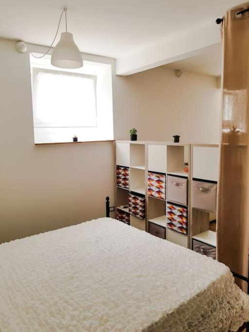 Thekeystudio, Studio Beige Nel Centro, 4 Minuti Dal Mare Bordighera Exterior foto
